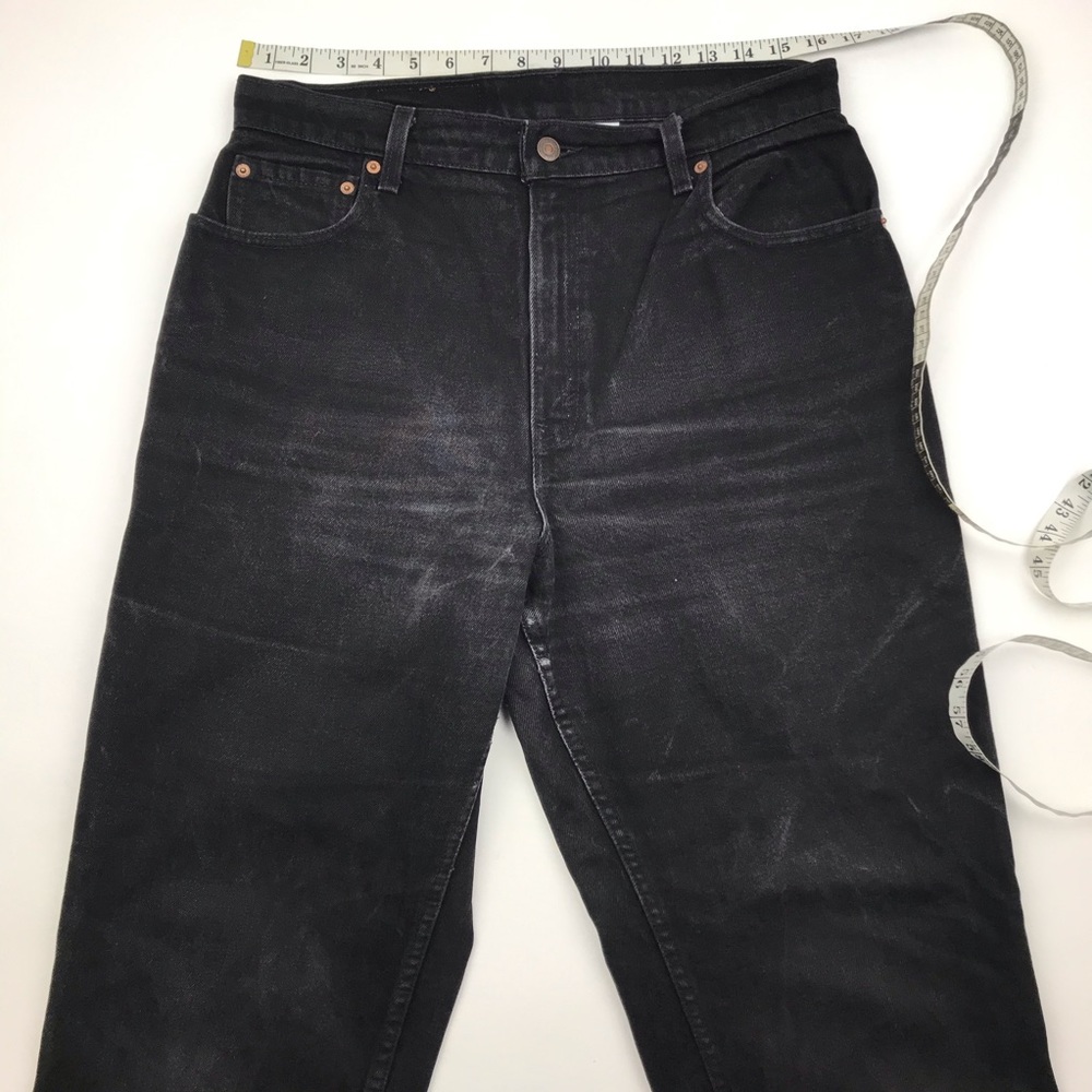Levi's Women's High Rise Jeans in Black - Picture 2 of 8